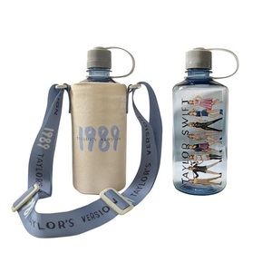1989 (Taylor's Version) Eras Water Bottle & Holder IN HAND